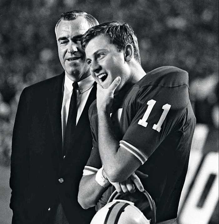 1967-Steve-Spurrier-Ray-Graves.jpg